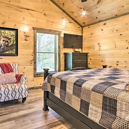 Modern Cabin With Hot Tub And Game Room In Gatlinburg! Luaran gambar